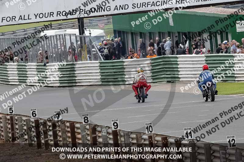 Vintage motorcycle club;eventdigitalimages;mallory park;mallory park trackday photographs;no limits trackdays;peter wileman photography;trackday digital images;trackday photos;vmcc festival 1000 bikes photographs